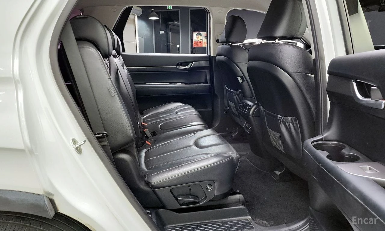 Hyundai Palisade 3.8i 4x4 Prestige* ПОДГРЕВ* ОБДУХВАНЕ* КАМЕРА* , снимка 15 - Автомобили и джипове - 54623671