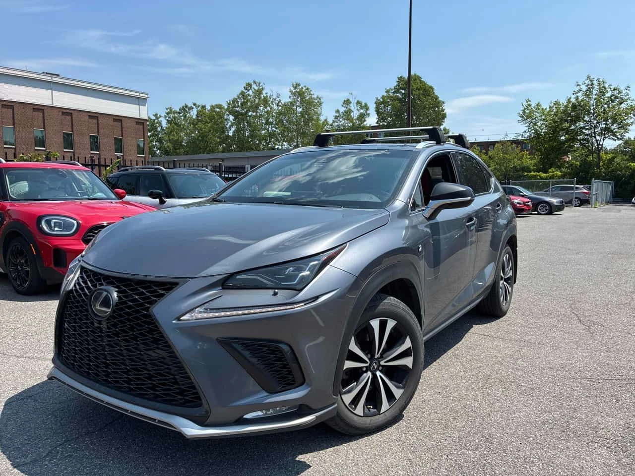 Lexus NX 300 * CARFAX * ГЛАВНО ПРЕДСТАВИТЕЛСТВО НА BMW