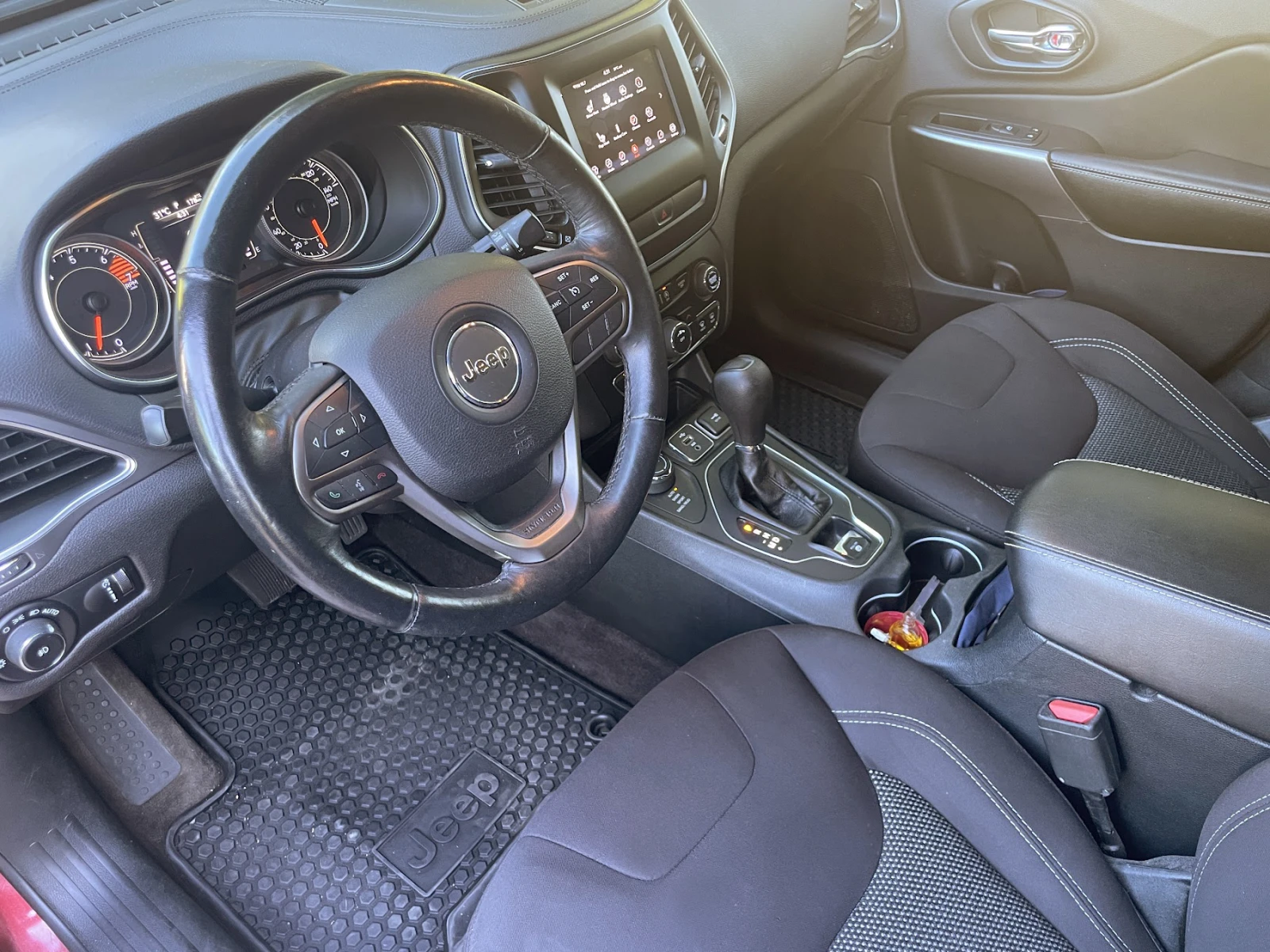 Jeep Cherokee Latitude | Mobile.bg � ����������� 10