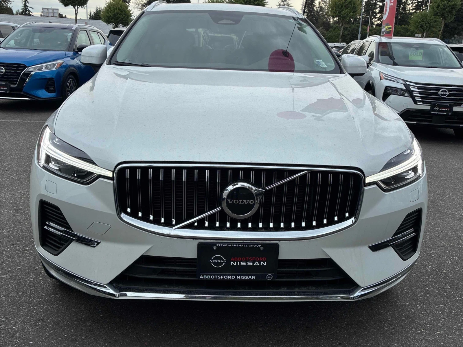 Volvo XC60 Inscription Expression / Клип на мотора / Carfax , снимка 6 - Автомобили и джипове - 55999540