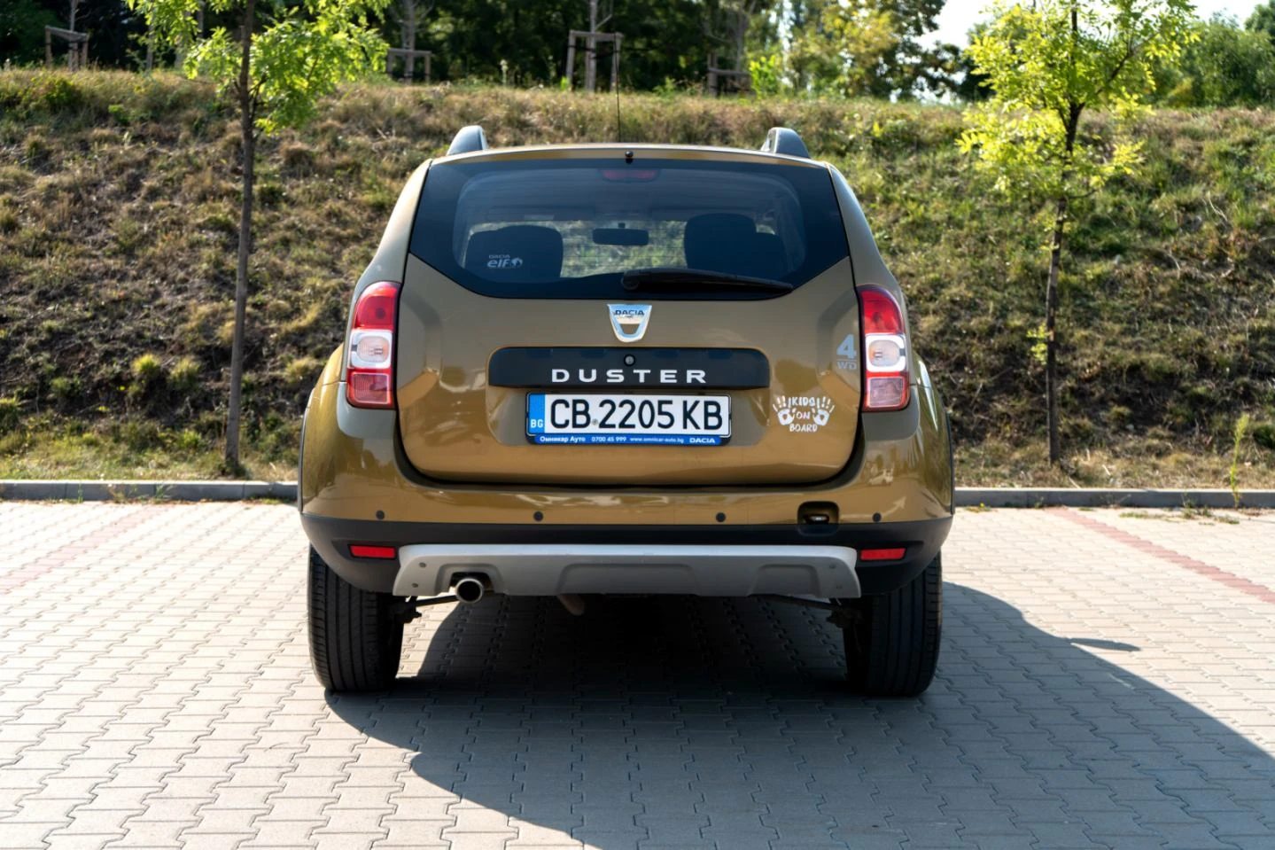 Dacia Duster 1.5 dCi, снимка 5 - Автомобили и джипове - 56087871