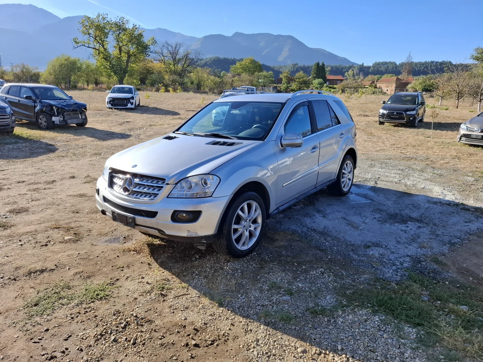 Mercedes-Benz ML 320, снимка 3 - Автомобили и джипове - 56420851