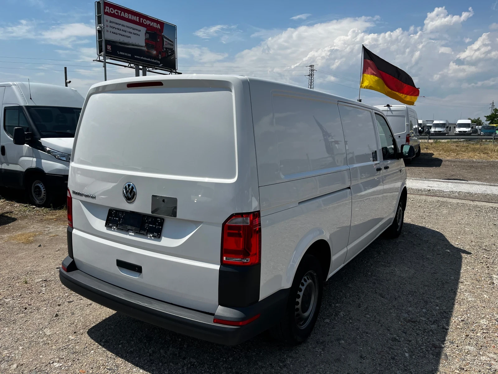 VW T6 2.0/MAXI/KLIMA/РЕАЛНИ КМ 100%/КАМЕРА - изображение 4