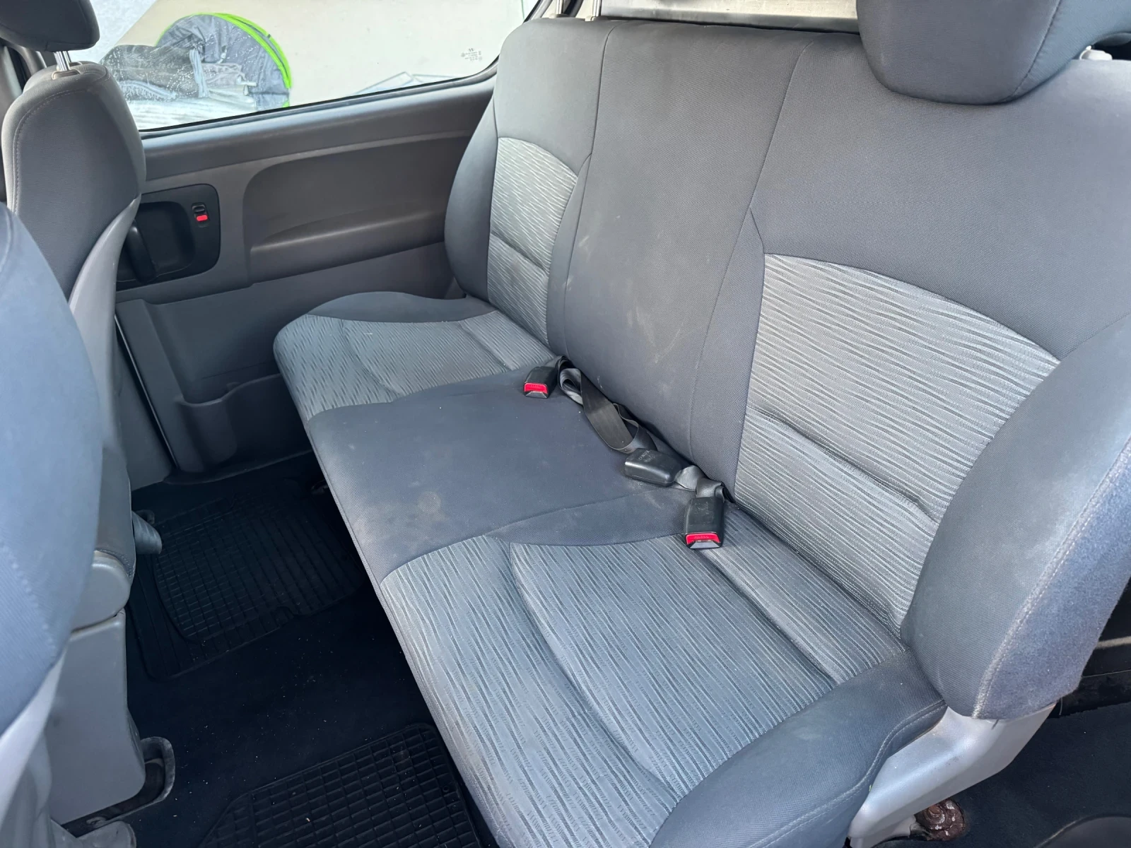 Hyundai H1 2.5 170ps 5+ 1, снимка 7 - Бусове и автобуси - 53740527