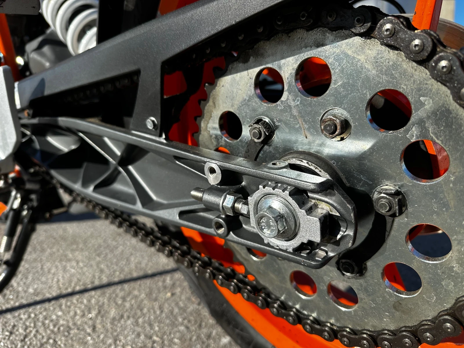 Ktm Duke 390 - изображение 8