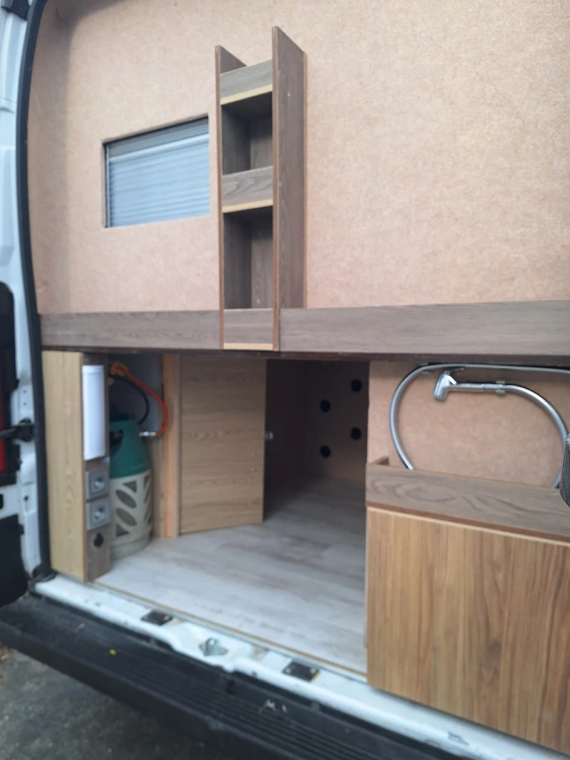 Кемпер Fiat Дукато , снимка 8 - Каравани и кемпери - 52679030