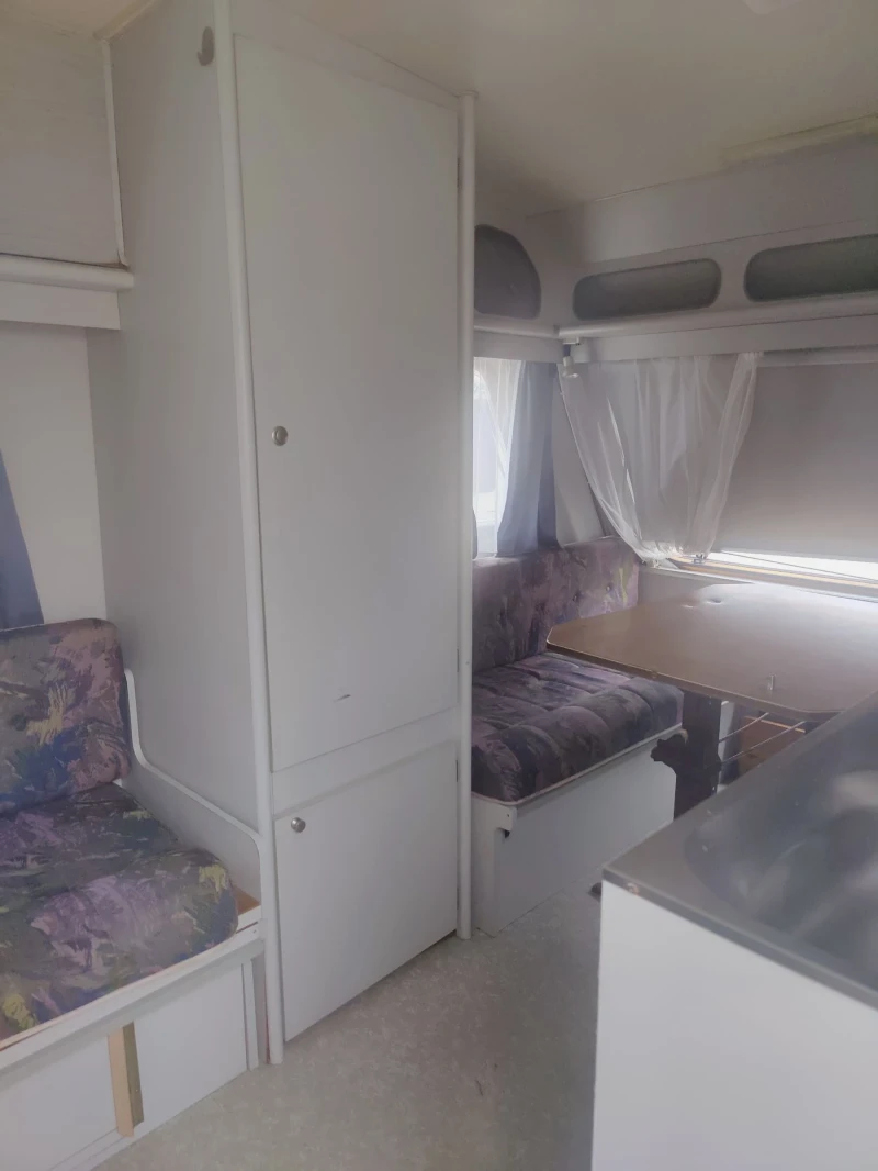 Каравана Beyerland Delta , снимка 4 - Каравани и кемпери - 53422412