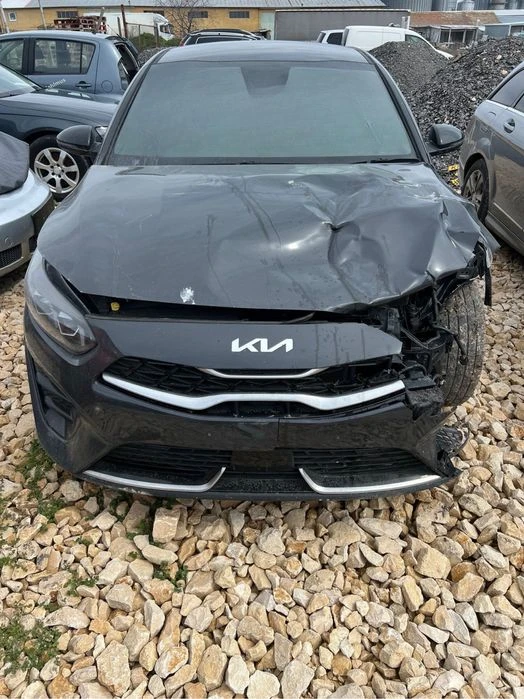 На части KIA PRO CEED 15T GDI isg GT-LINE 2024г отлично състояние