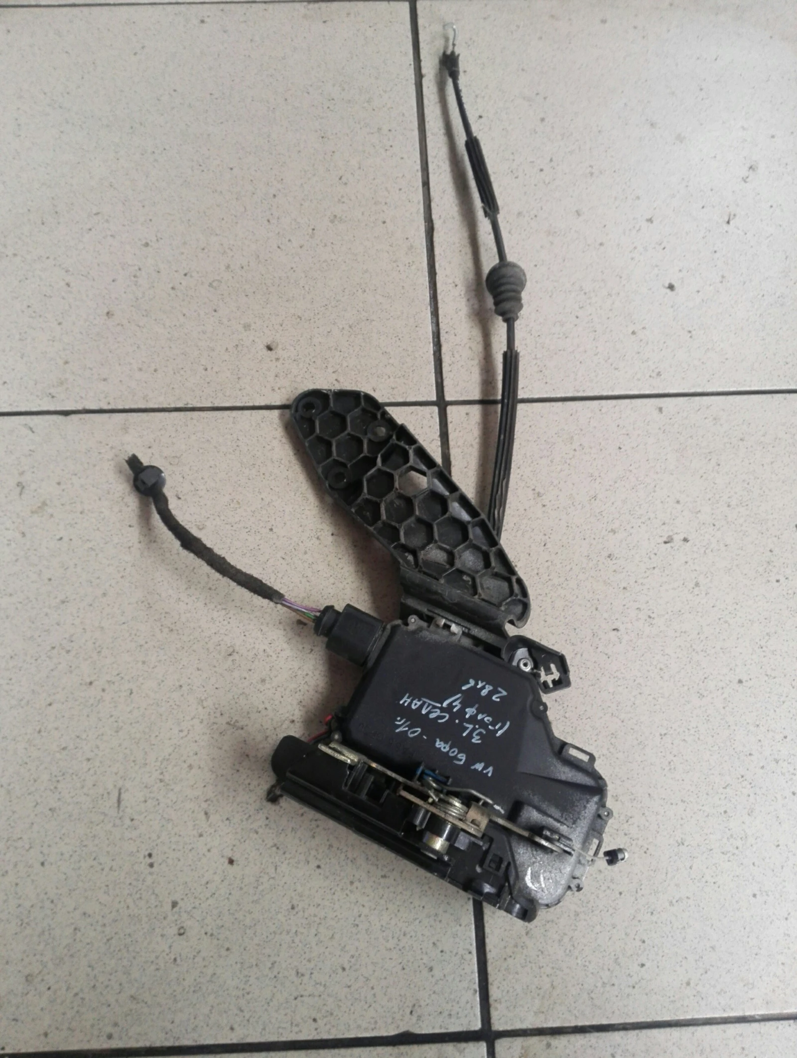 ����� ����� ����� ���� ���������� ���� (���� 4) ����� | Mobile.bg � ����������� 1