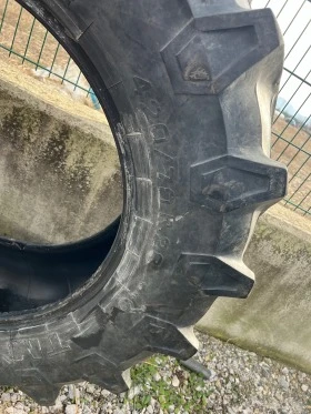 Гуми, снимка 1