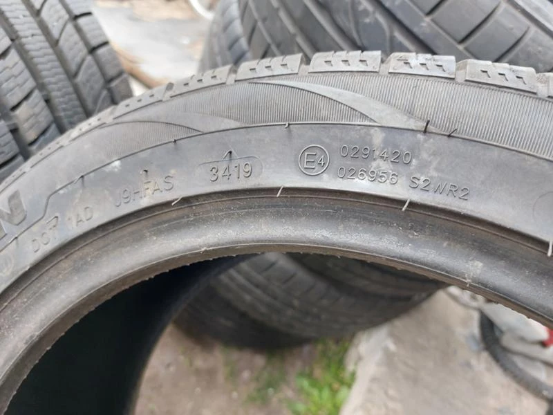 Гуми Зимни 205/45R16, снимка 9 - Гуми и джанти - 36664060