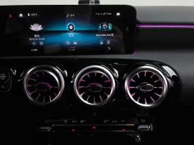 Mercedes-Benz A 220 W177, снимка 12