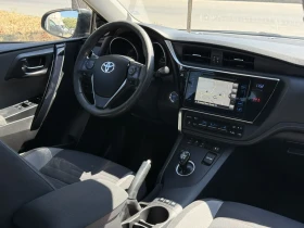 Toyota Auris, снимка 7