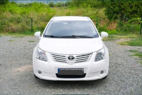 Toyota Avensis 2.0i, снимка 1