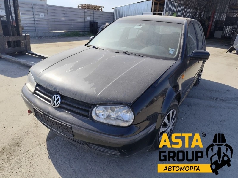 VW Golf 4 - 1.4, снимка 1 - Автомобили и джипове - 46366122