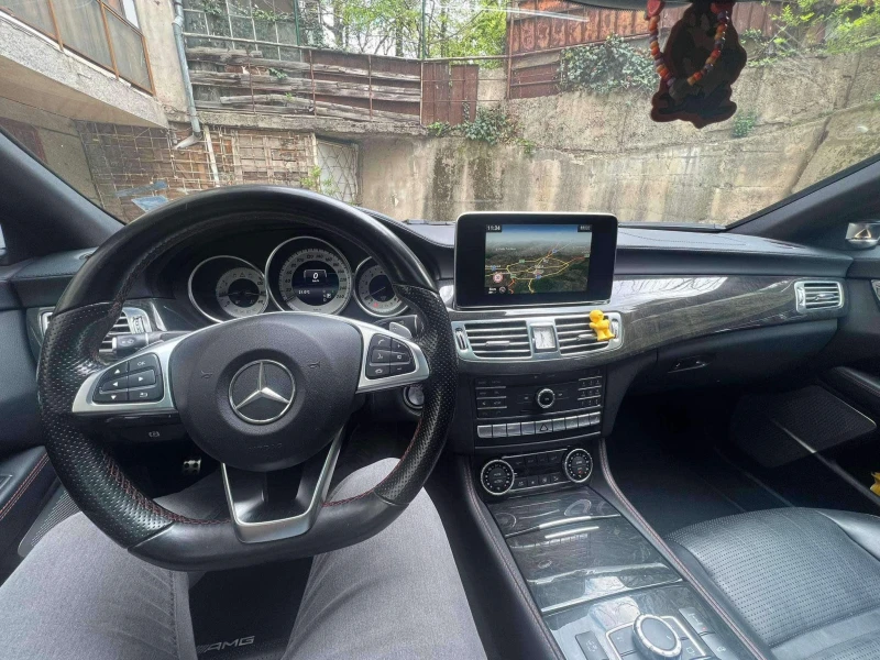 Mercedes-Benz CLS 500 AMG, снимка 5 - Автомобили и джипове - 47407938