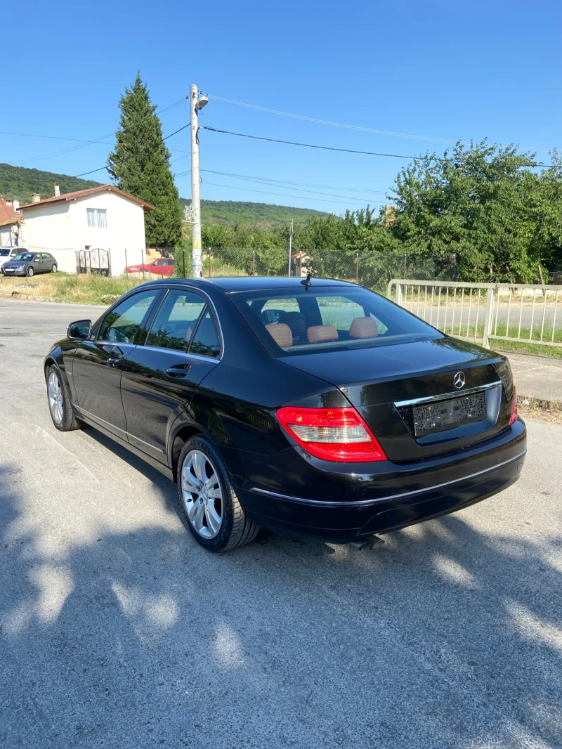 Mercedes-Benz C 200 2.2 CDi, снимка 8 - Автомобили и джипове - 47541332