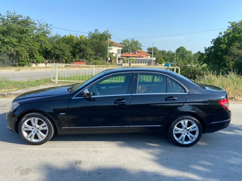 Mercedes-Benz C 200 2.2 CDi, снимка 4 - Автомобили и джипове - 47541332