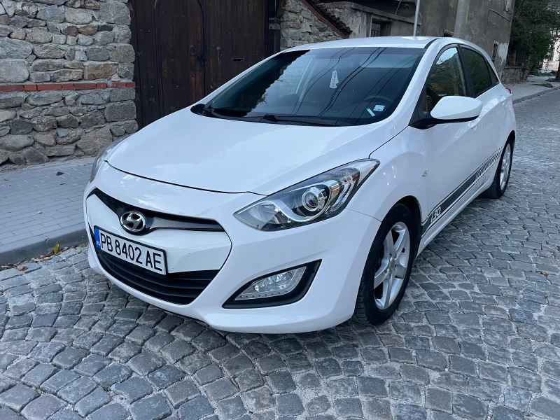 Hyundai I30 Газов инжекцион, снимка 1 - Автомобили и джипове - 47554924