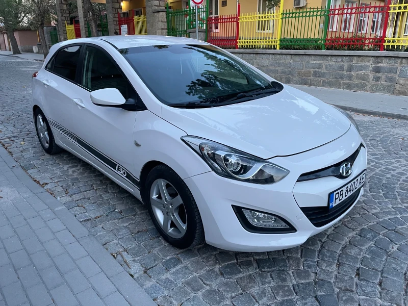 Hyundai I30 Газов инжекцион, снимка 3 - Автомобили и джипове - 47554924