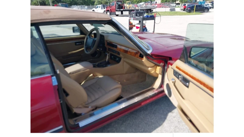 Jaguar Xjs Convertible, снимка 5 - Автомобили и джипове - 47750809