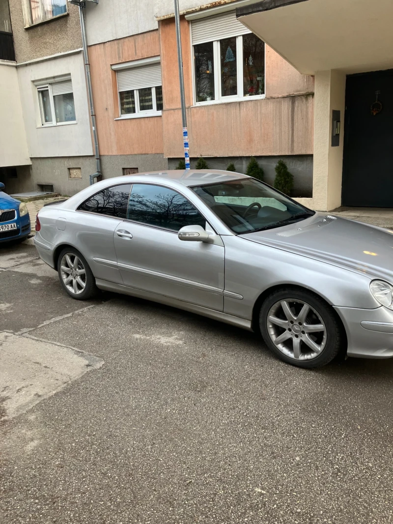 Mercedes-Benz CLK, снимка 8 - Автомобили и джипове - 48481319