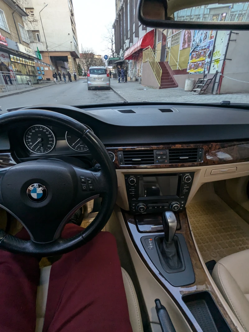 BMW 320 Е90, снимка 10 - Автомобили и джипове - 48545324