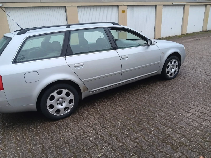 Audi A6 2.4 Бензин, Ръчни скорости, снимка 3 - Автомобили и джипове - 48998731