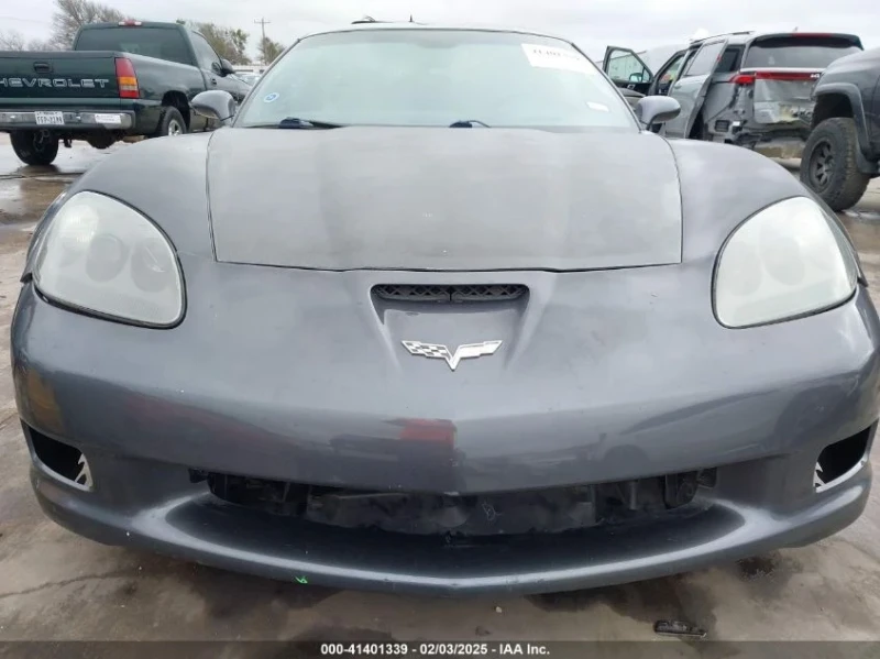 Chevrolet Corvette, снимка 3 - Автомобили и джипове - 49375417