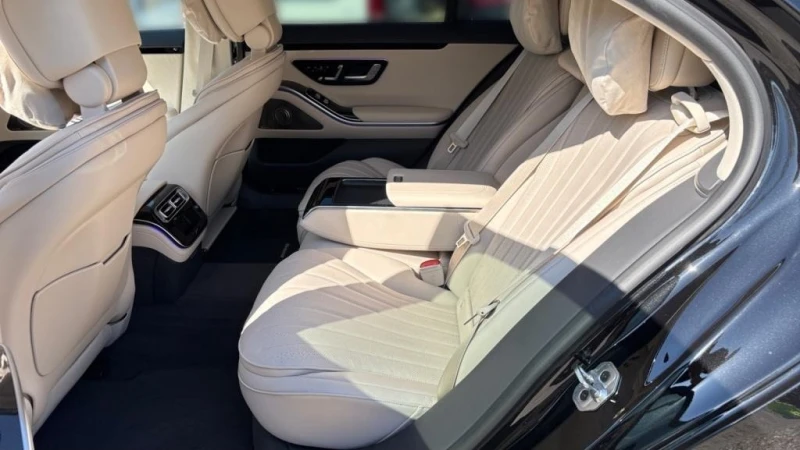 Mercedes-Benz S 450 d 4-MATIC AMG LONG BURMESTER 360 NIGHT PANO, снимка 10 - Автомобили и джипове - 51508977