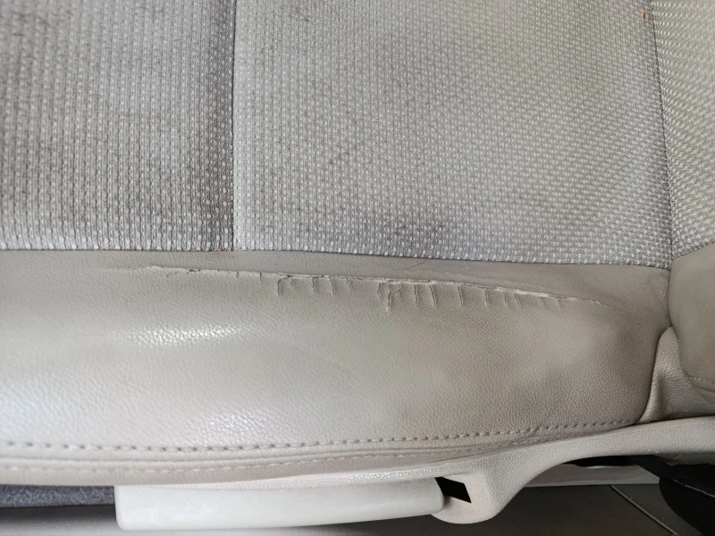 Renault Megane Grandtour, снимка 6 - Автомобили и джипове - 51375072