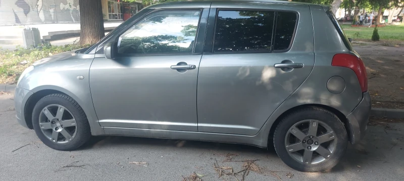 Suzuki Swift, снимка 3 - Автомобили и джипове - 52540284