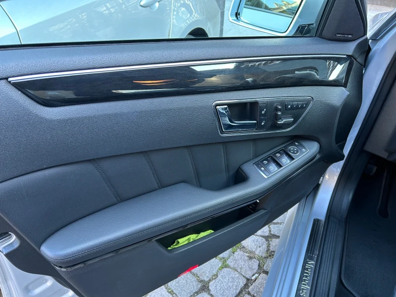 Mercedes-Benz E 350 E350 4MATIC  AMG  2011 г.   272 к.с.   Газ/Бензин, снимка 12 - Автомобили и джипове - 52383638