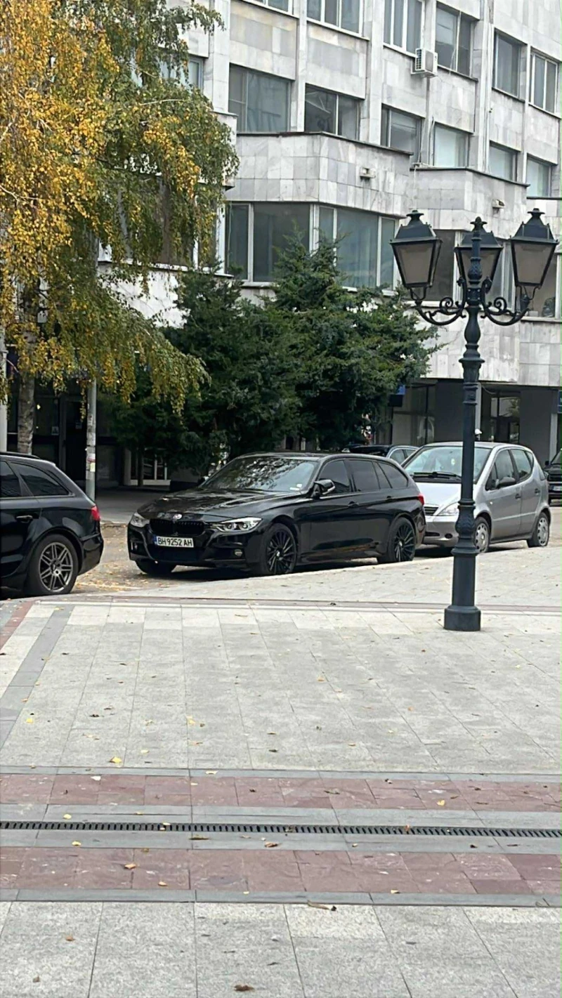 BMW 320 FACE/xDrive/ДИГИТАЛНО ТАБЛО/ KEYLESS/HEADUP/MPACK, снимка 6 - Автомобили и джипове - 52501794