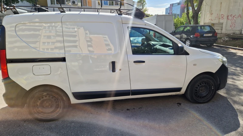 Dacia Dokker, снимка 5 - Автомобили и джипове - 52416370