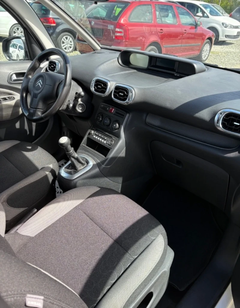 Citroen C3 Picasso, снимка 9 - Автомобили и джипове - 52934019