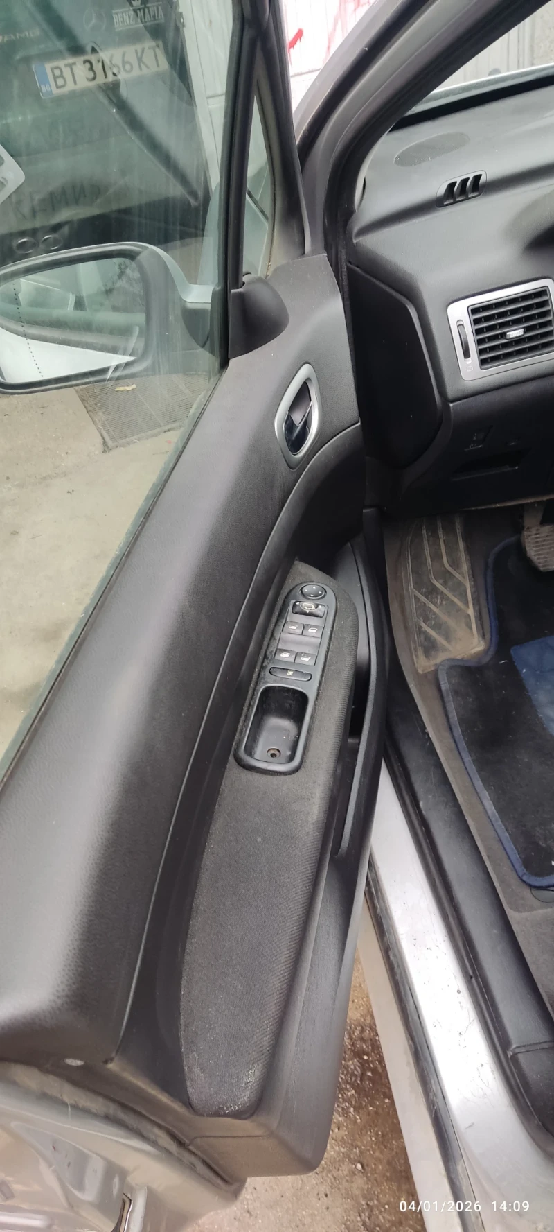 Peugeot 307 Sw, снимка 8 - Автомобили и джипове - 53016334