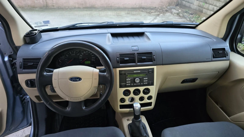 Ford Tourneo Connect 1.8 TDCI, снимка 8 - Автомобили и джипове - 53515936