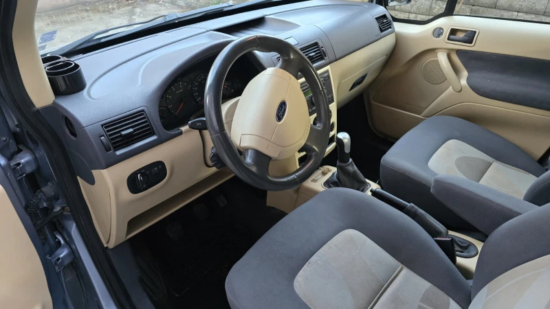 Ford Tourneo Connect 1.8 TDCI, снимка 7 - Автомобили и джипове - 53515936