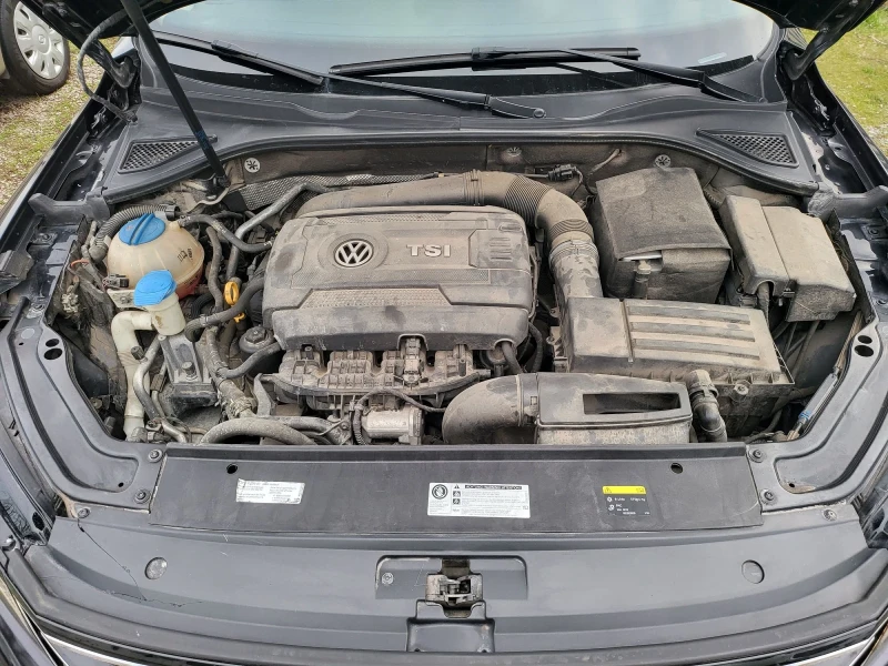 VW Passat R-line 2.0TSI, снимка 16 - Автомобили и джипове - 53530209