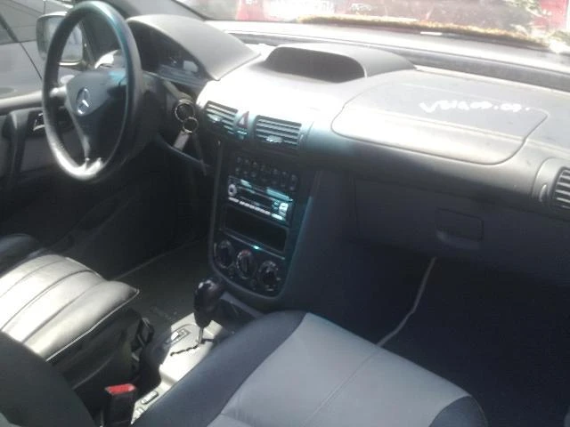 Mercedes-Benz Vaneo 1.7 CDI, снимка 3 - Автомобили и джипове - 23838356