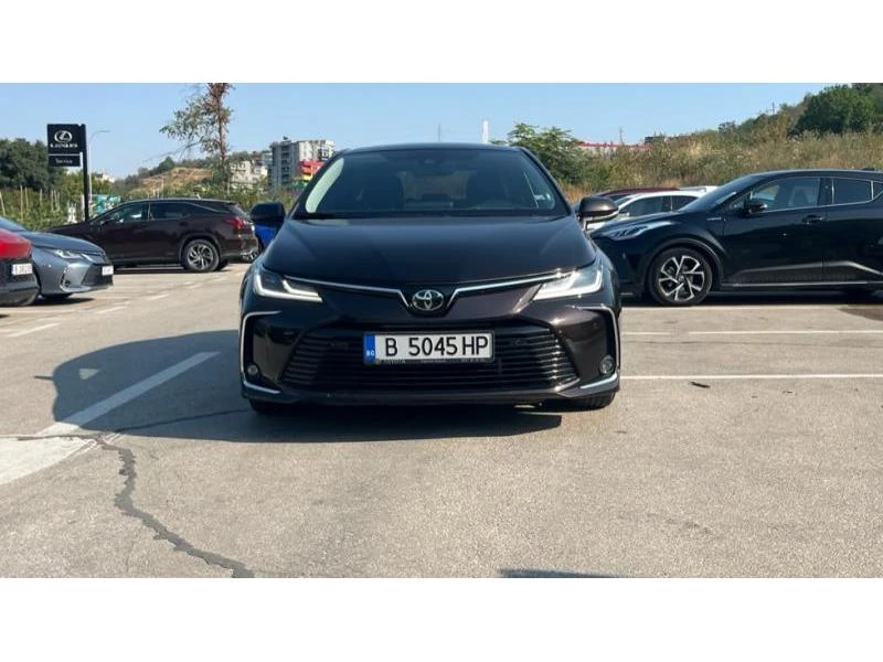 Toyota Corolla SEDAN 1.6 CVT Luxury Plus - изображение 2