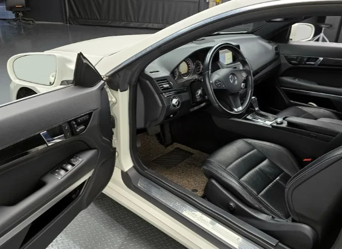 Mercedes-Benz E 350 Coupe, снимка 11 - Автомобили и джипове - 52750858