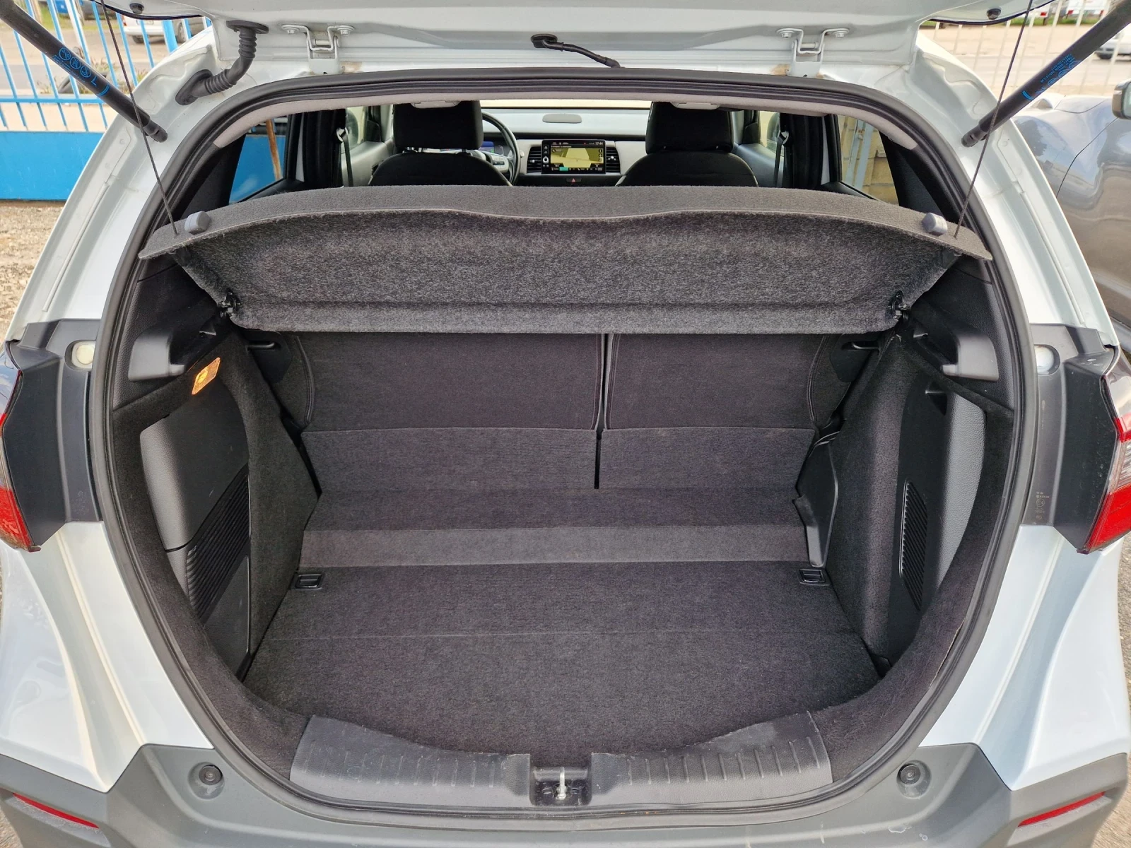 Honda Jazz 1.5i-MMD Hybrid Crosstar - изображение 8