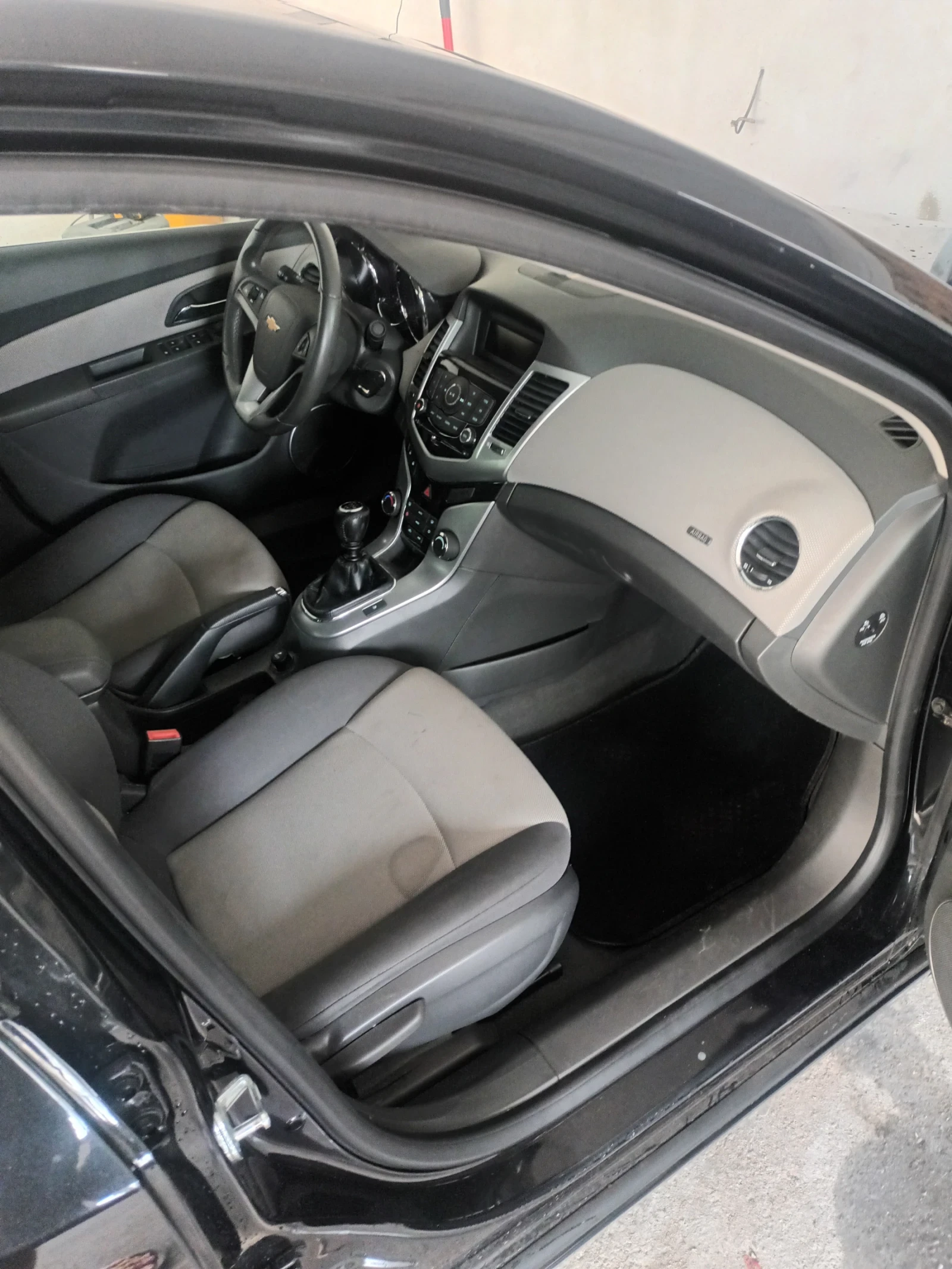 Chevrolet Cruze  - изображение 8