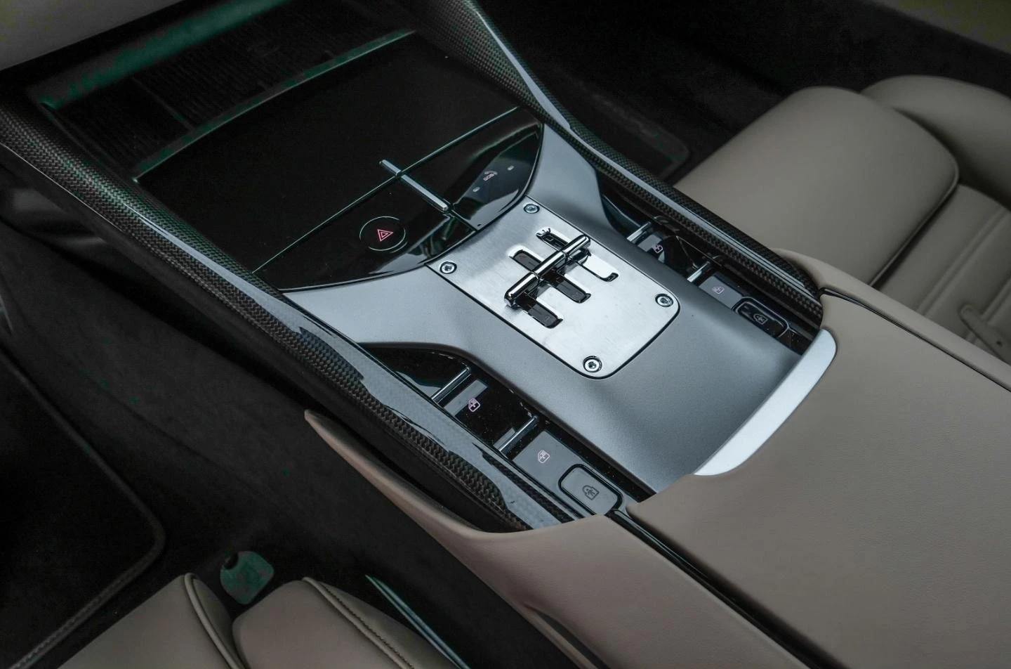 Ferrari Purosangue ATELIER CARBON HEAD UP PANO 360 CAMERA  | Mobile.bg   13