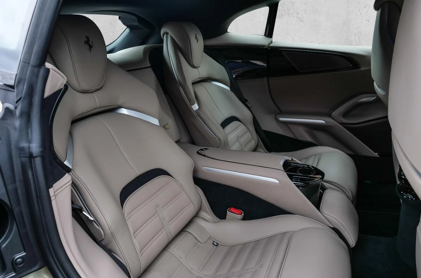 Ferrari Purosangue ATELIER CARBON HEAD UP PANO 360 CAMERA  | Mobile.bg   15