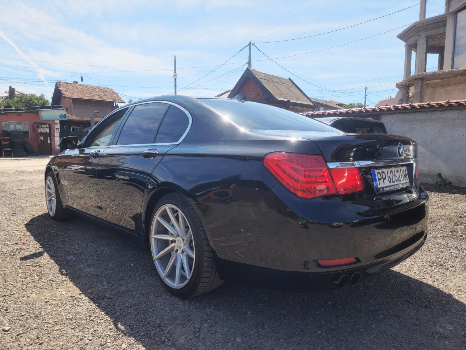 BMW 730  - изображение 6