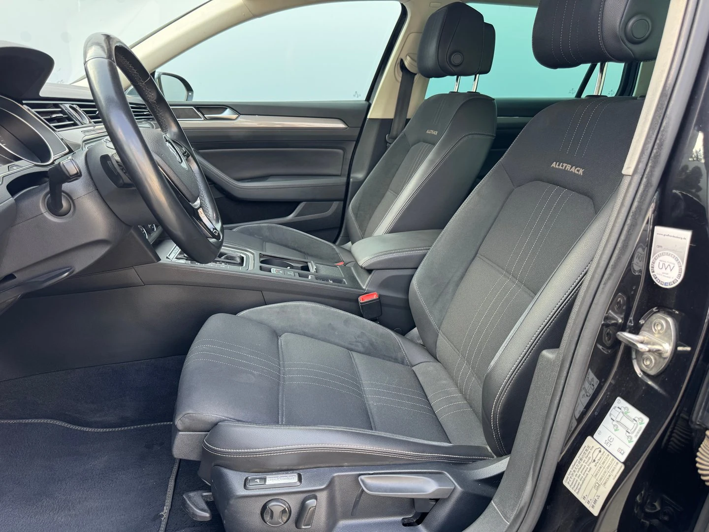 VW Passat 2.0TDI BMT 4MOTION, снимка 5 - Автомобили и джипове - 54618012