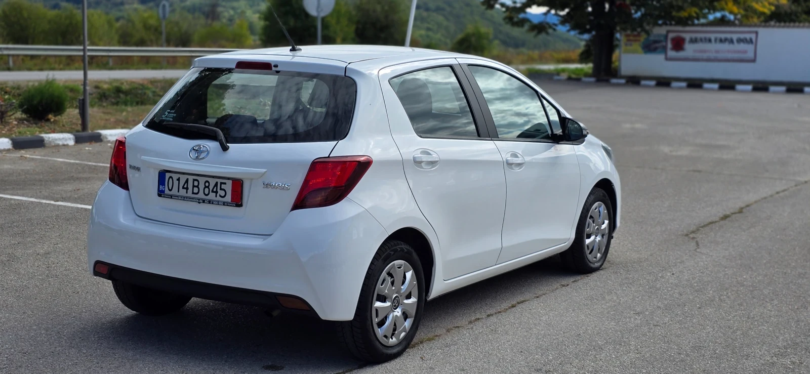 Toyota Yaris  - изображение 7